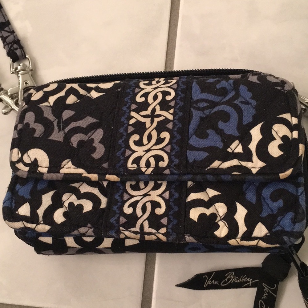 Gently used Vera Bradley Wristlet
